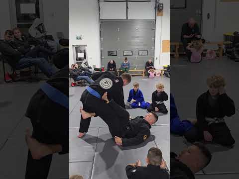 Connexion BJJ kids: Tripod Sweep #bjj #apprendrelejujitsu #mindset #jiujitsu #mma #grappling