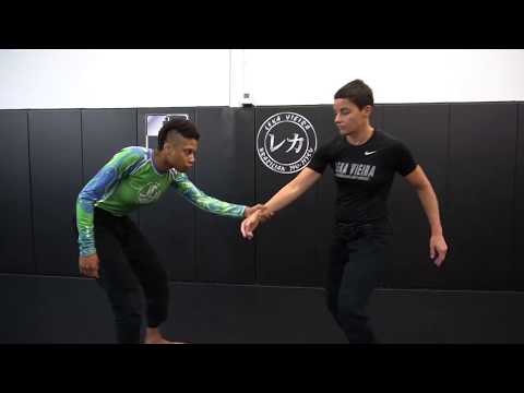 Leka Vieira shows a Self Defense move.  How to break an attackers grip.