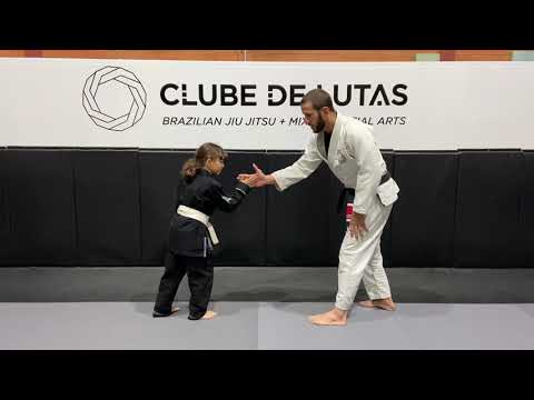 Touch the knee - Kids Games