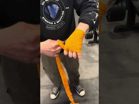 Hand wrap for striking