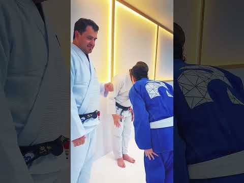 No dia 18/09, a família EJB se reuniu para celebrar a graduação dos nossos alunos. #bjj #jiujitsu