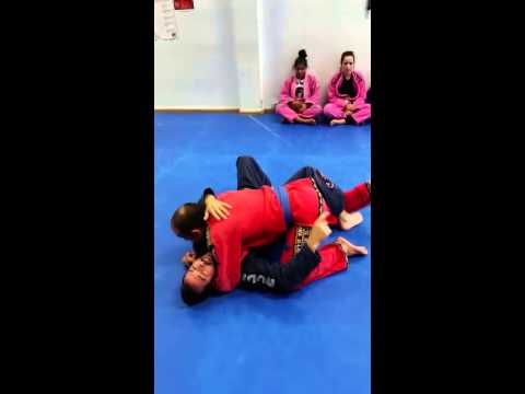 BJJ Raspado/sweep desde cruzada