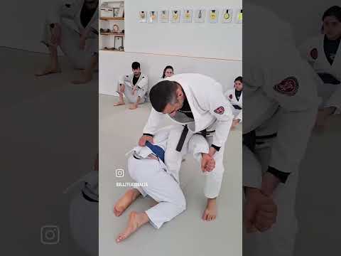 Collar Grip Break followed by 3 takedown entries and 2 armlocks #bjj #jiujitsu #ibjjf #bjjmalta