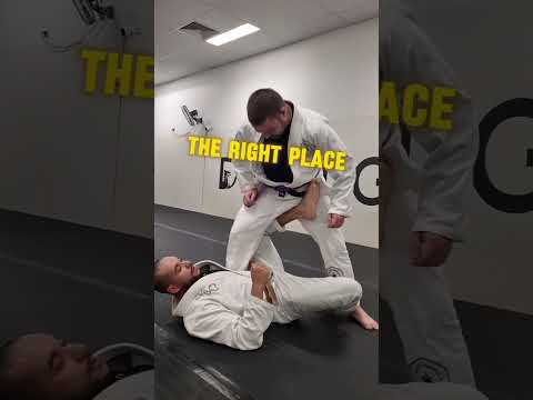 A small details on how to do perfect X Guard by coach Leo.