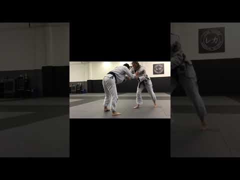 Prof. Leka Vieira rolling with European and Pan Champion Margherita Montes