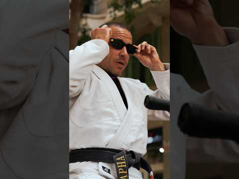 Pero donde va el profesor Rapha? 👀