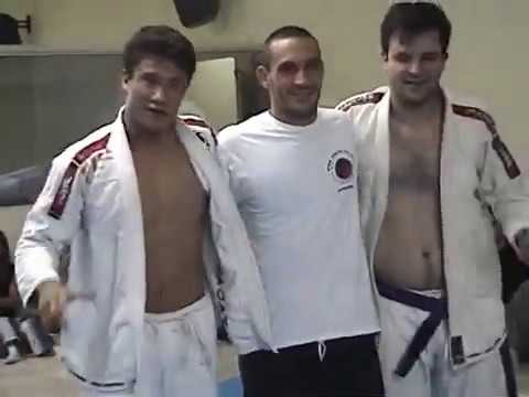 Thiago Arimura faixa roxa 2004 campeonato interno Gracie Leste e Interno Gracie Barra