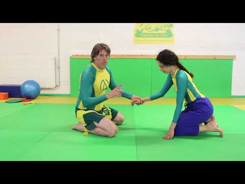 Twee Pauwen ravotten voor elkaars kous