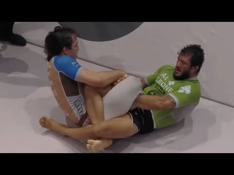 Lucas “Hulk” Barbosa | The Hulk’s knee crunch technique