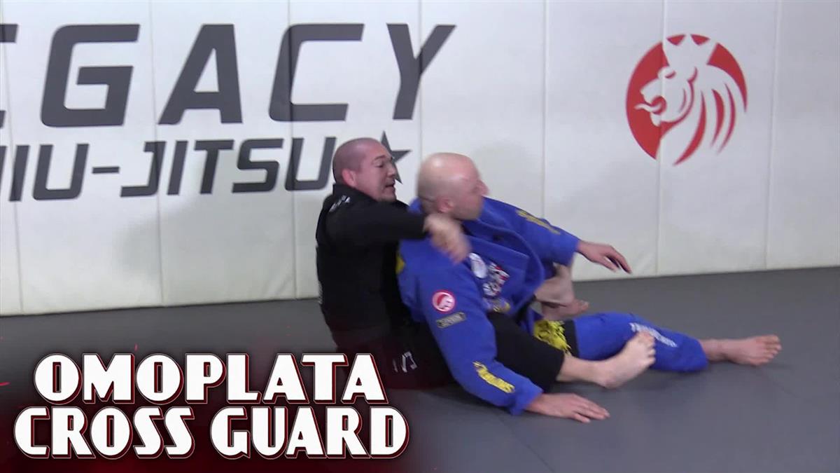 Omoplata Cross Guard by Alberto Crane image 3