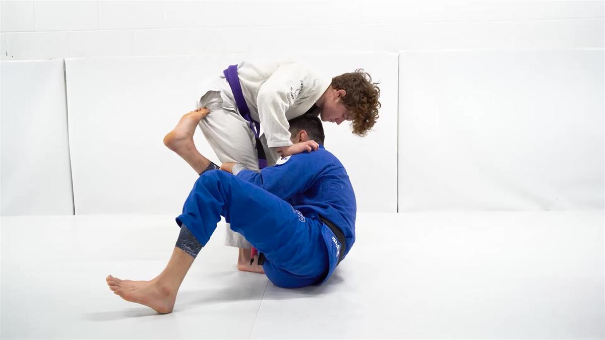 Open Guard Compendium: Lower Body Guards by Ariel Tabak image 7