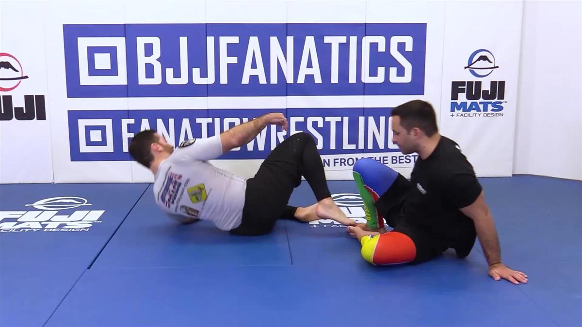 The Reverse Seat Belt by David Avellan image 5