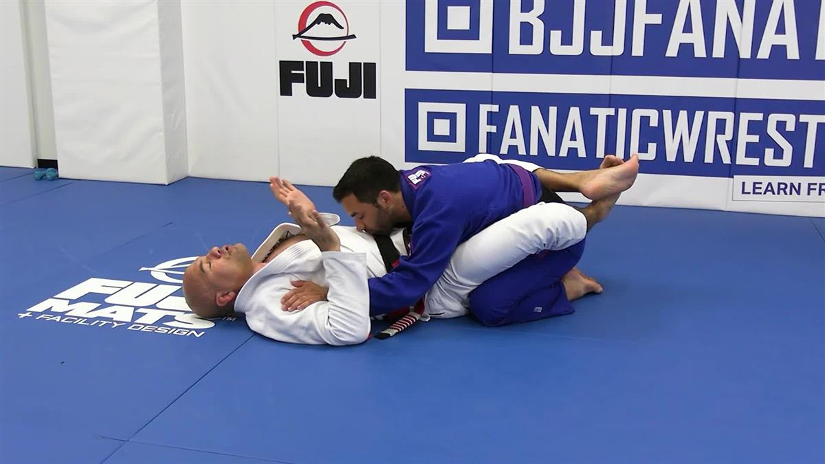 Coral Belt Concepts: Closed Guard by Fabio Gurgel image 4