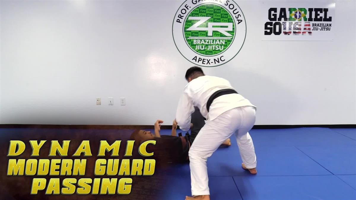 Dynamic Modern Guard Passing by Gabriel Sousa image 3