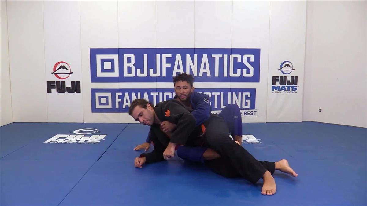 Dubious De La Riva by Dominique Bell image 4