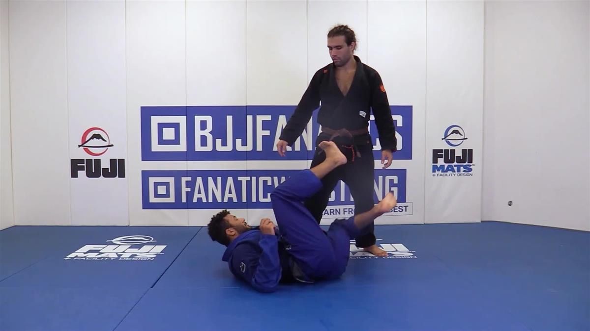 Dubious De La Riva by Dominique Bell image 5