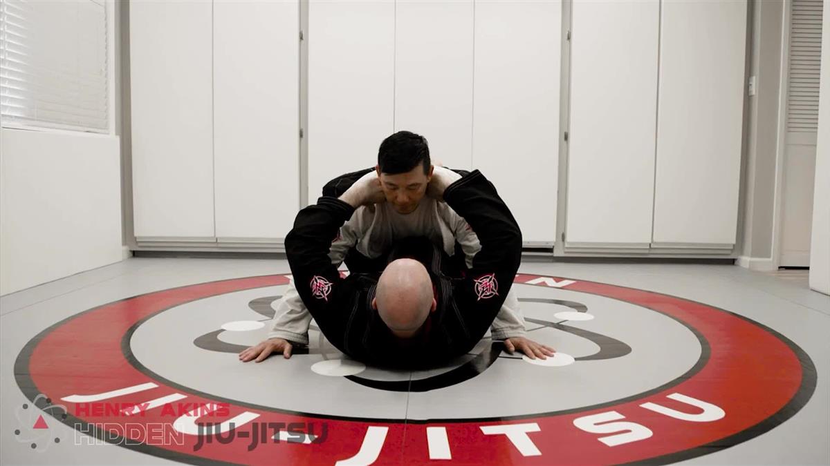 Ultimate Choke Escapes by Henry Akins image 4