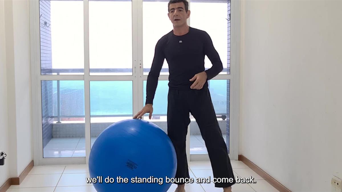 The Mobility Ball Encyclopedia volume 2: Advanced Mobility by Humberto Silveira image 5