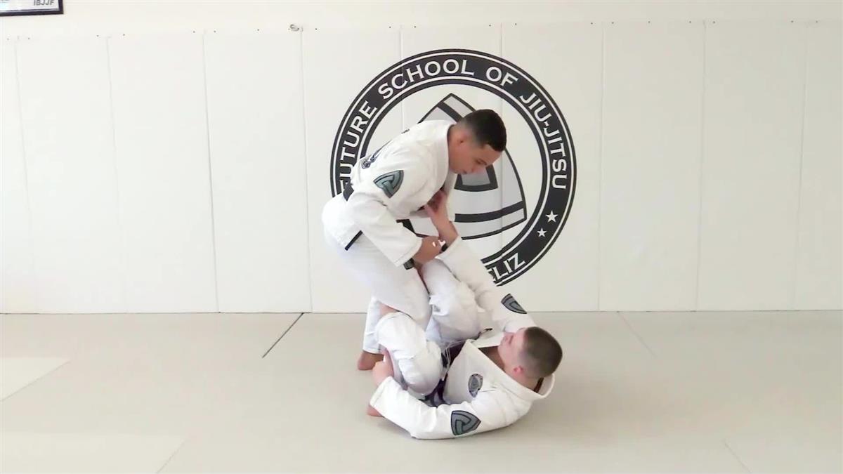 Distance Passing by Igor Feliz image 4