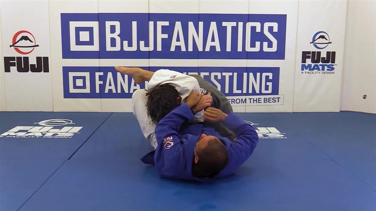 Knee In The Middle Guard by Jamie Cruz image 5