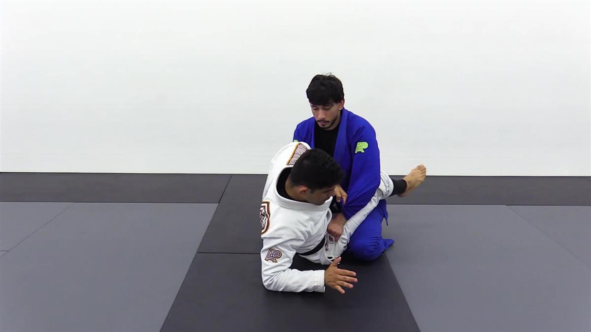 Aggressive Closed Guard by Johnny Tama image 5