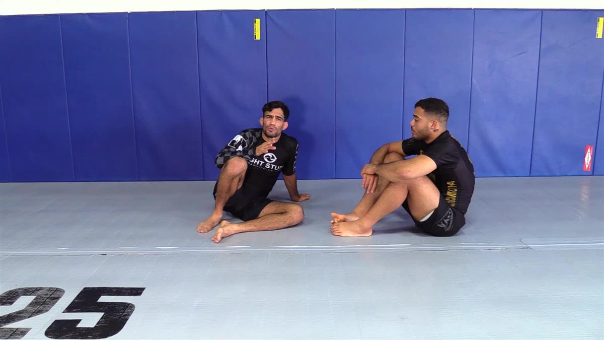 Half Guard Counter Attacks No Gi by Lucas Leite image 5
