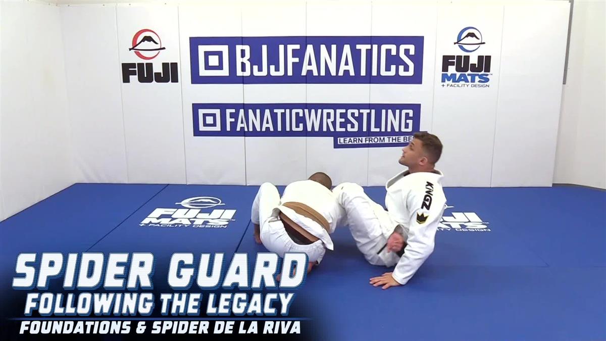 Spider Guard Following The Legacy Part 1: Foundations & Spider De La Riva by Lucas Valente image 3