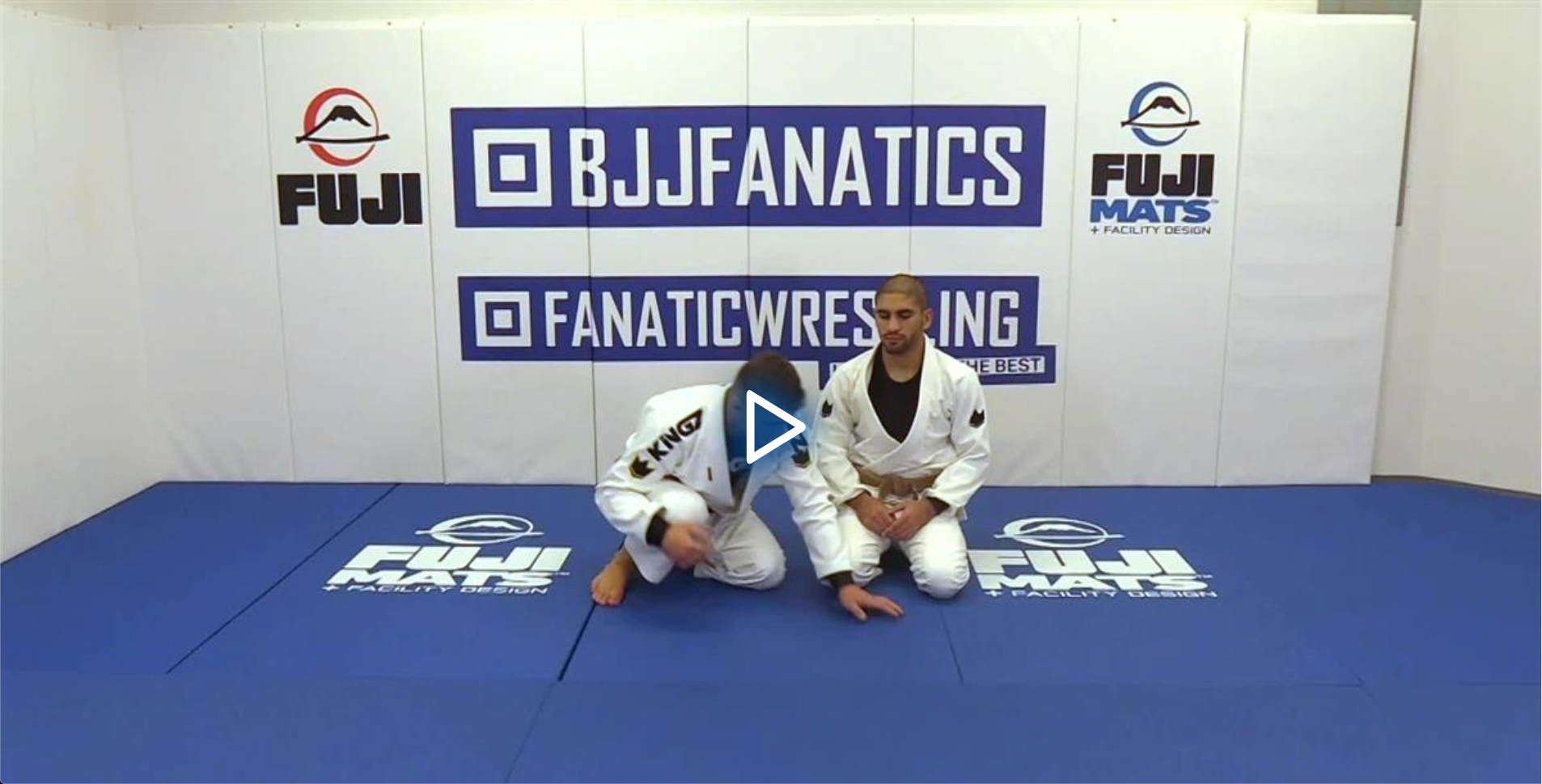 Spider Guard Following The Legacy Part 1: Foundations & Spider De La Riva by Lucas Valente image 4