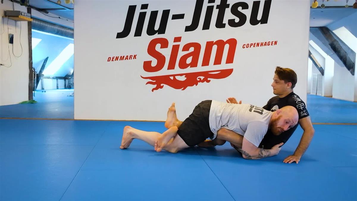 The Dog Bar by Kasper Larsen image 4