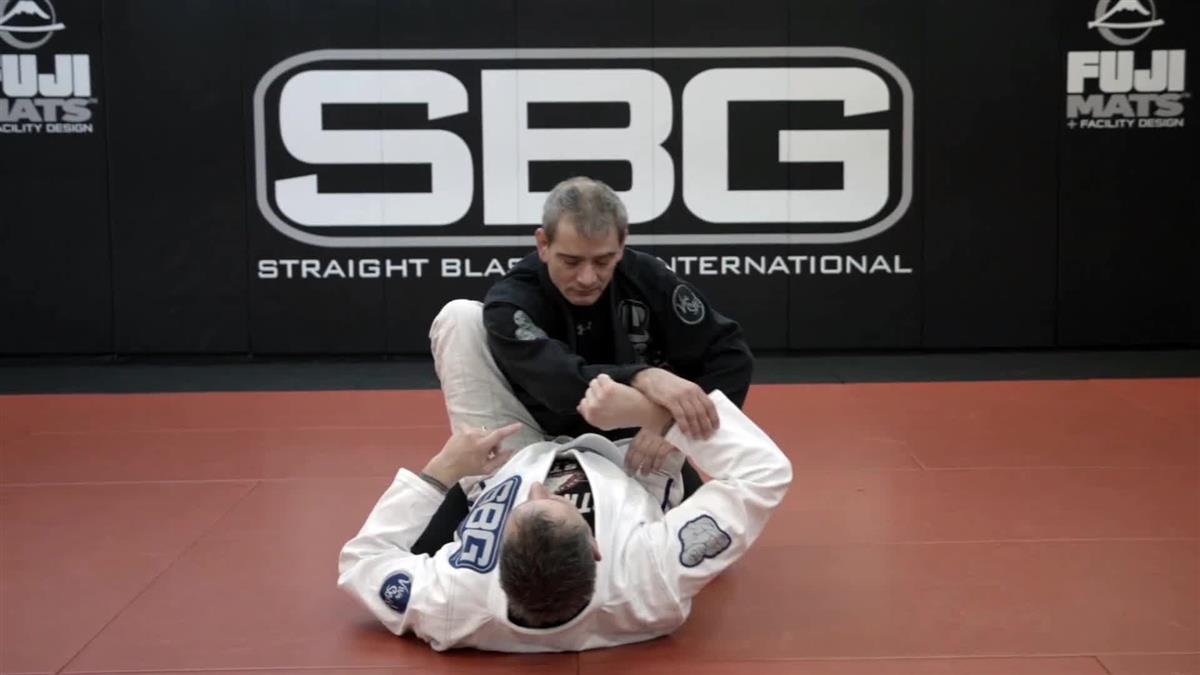 The Closed Guard Compendium by Matt Thornton image 4