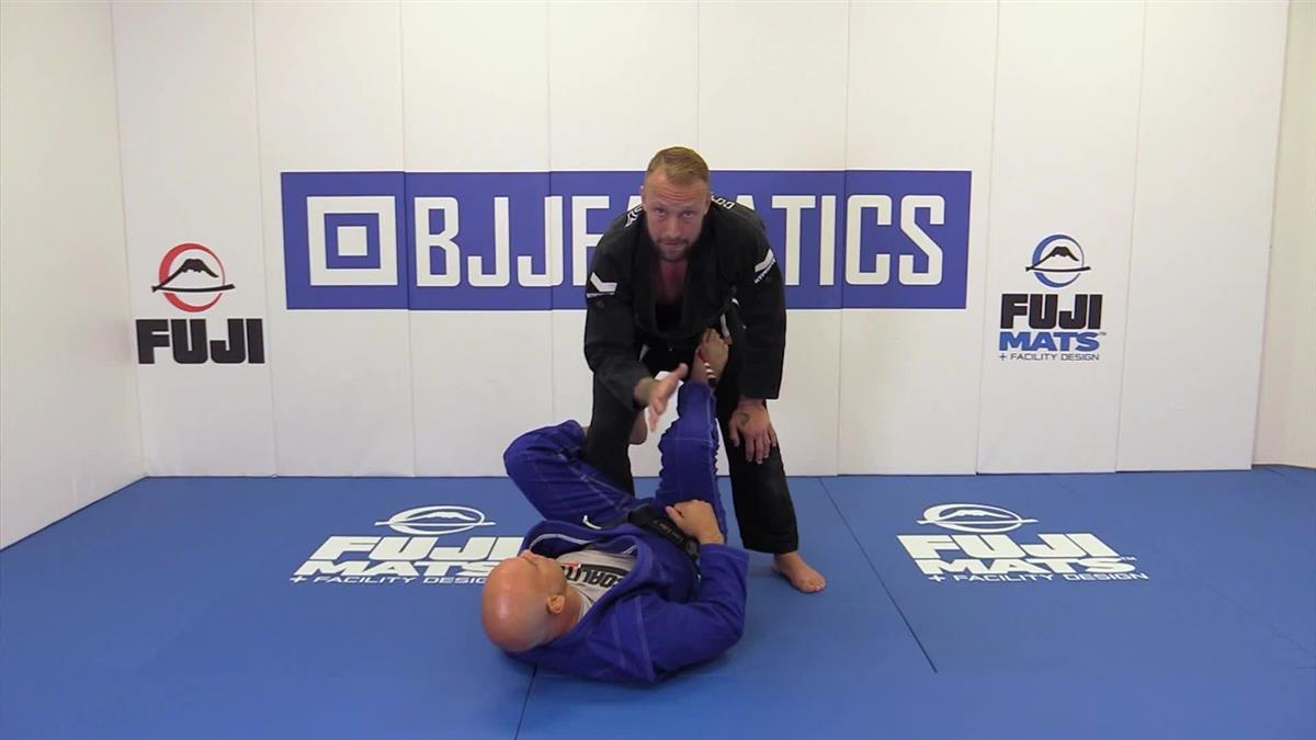 Attacking The De La Riva by Nathan Mendelsohn image 4