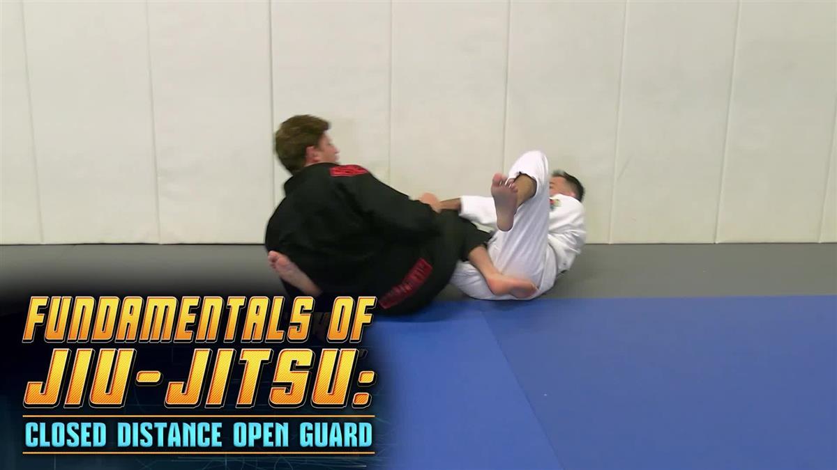 Fundamentals of Jiu Jitsu: Closed Distance Open Guard by Nicholas Meregali image 3