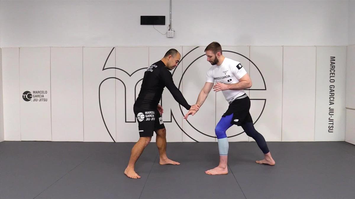 2 on 1 Control No Gi by Marcelo Garcia image 5