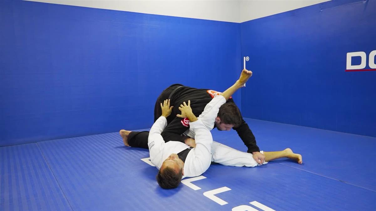 Dynamic Standing Passes by Marcus "Buchecha" Almeida image 5