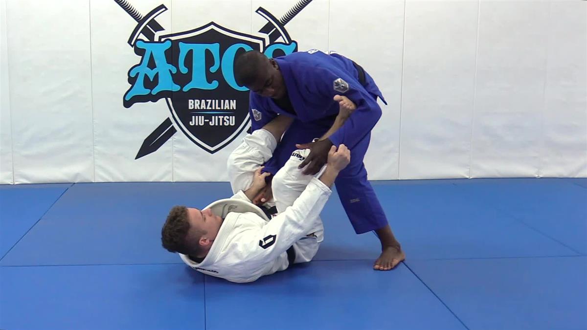 The Relentless Toreando Passing System by Ronaldo Junior image 3