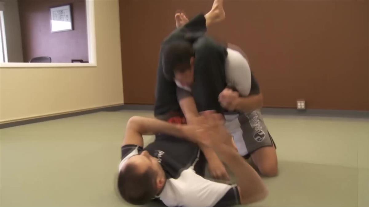 No Gi Essentials by Roy Dean image 3