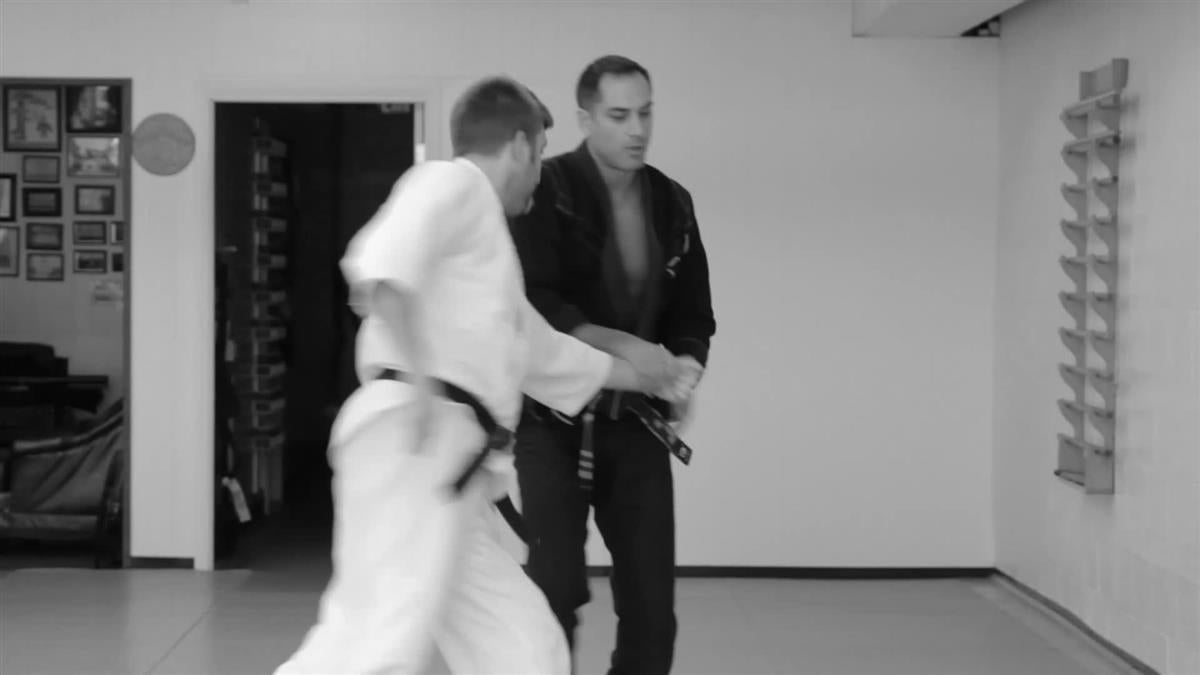 Jiu Jitsu Crash Course by Roy Dean image 3