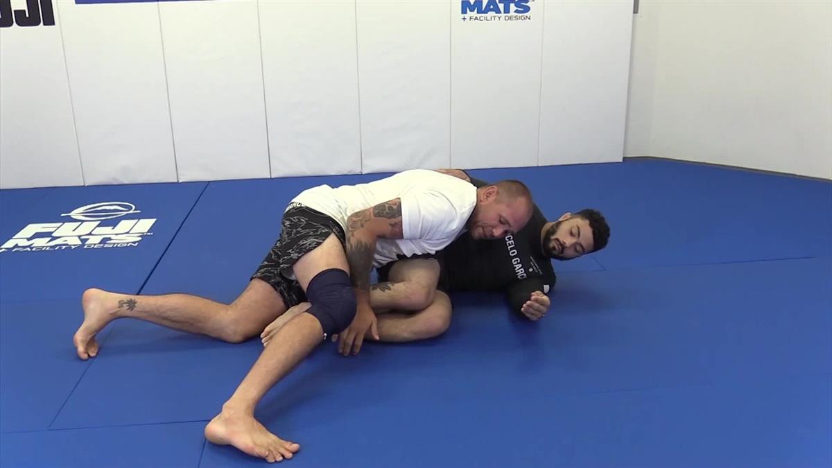 Connected Reaction: No Gi Passing by Paul Schreiner image 4