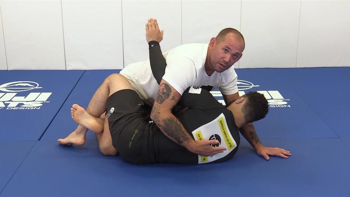 Connected Reaction: No Gi Passing by Paul Schreiner image 5