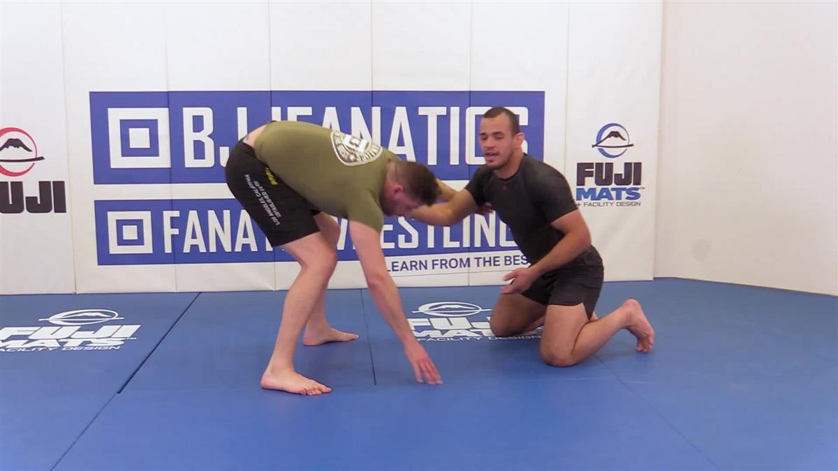Marinhotine Mastery: A Comprehensive Guide To Dominating The Guillotine by Pedro Marinho image 4