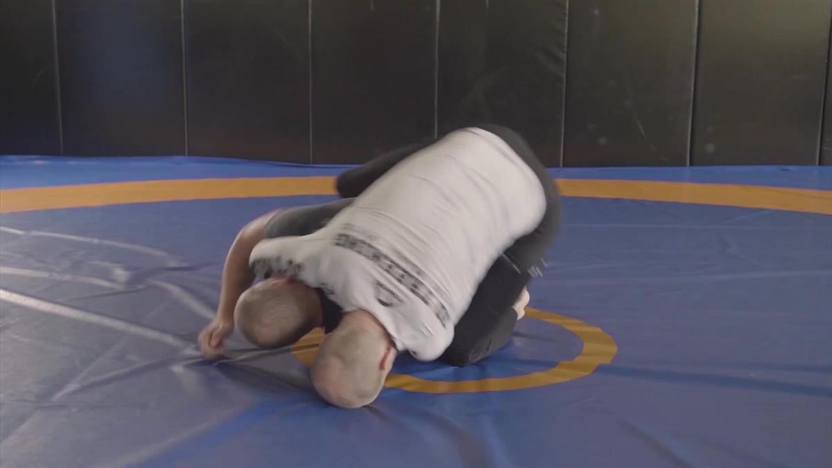 Back Escapes: Introducing The Hidden Posture by Priit Mihkelson image 5