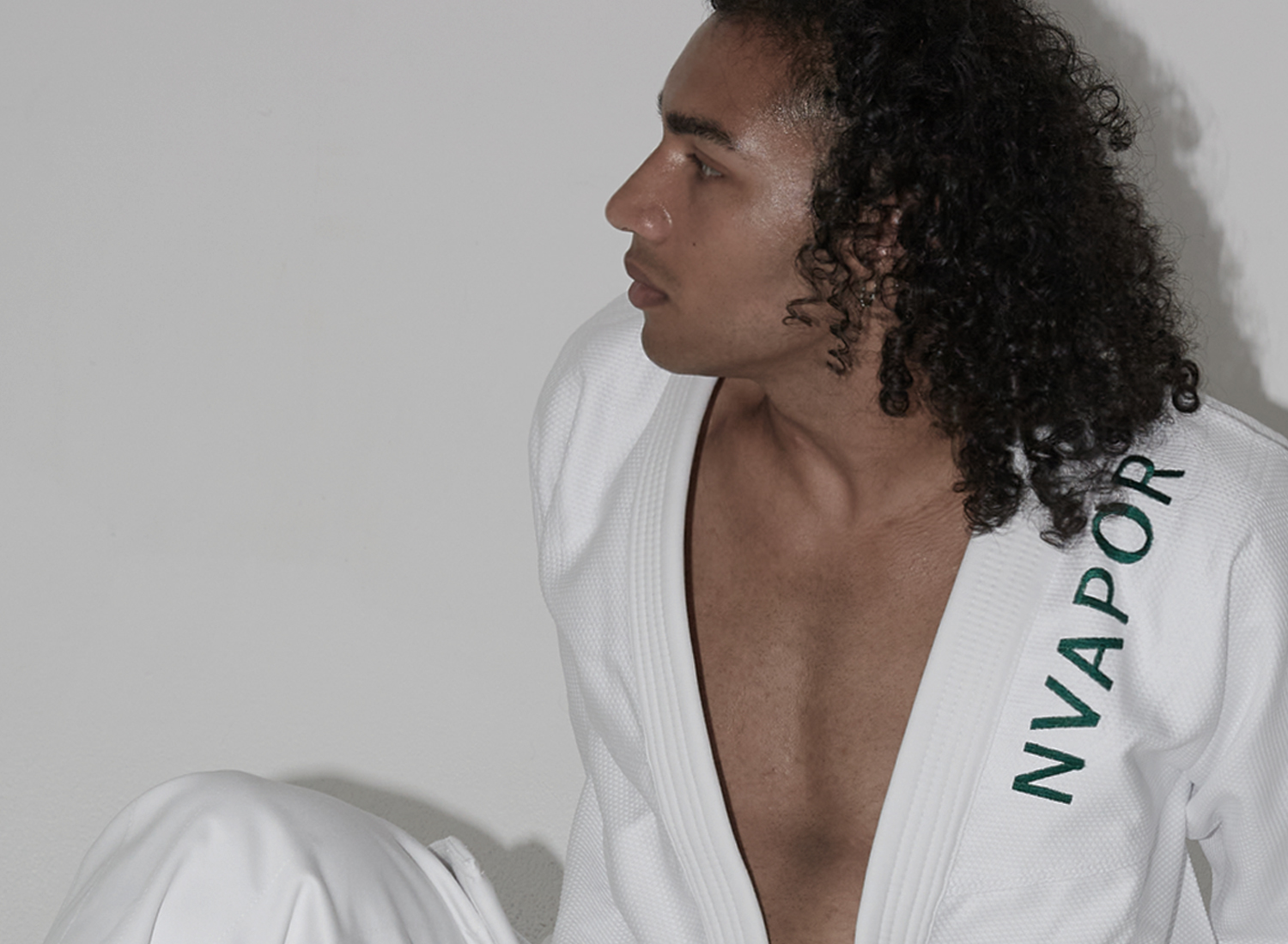 Chapter 4 - White / Green_23"