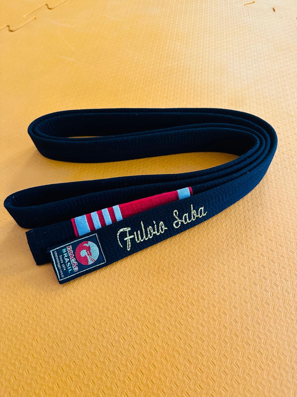 Bordado com o seu nome