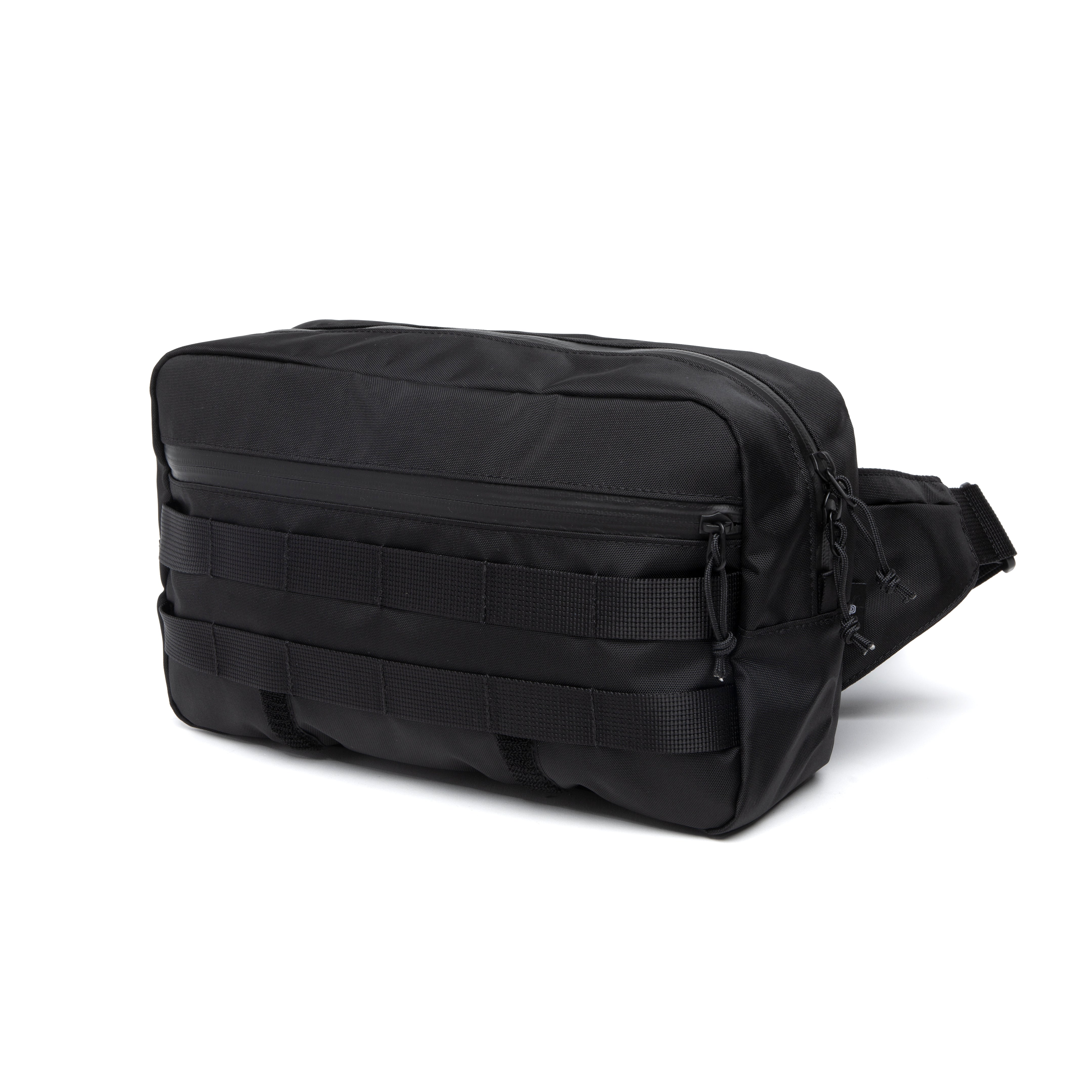 A&P TH SHOULDER BAG BLACK