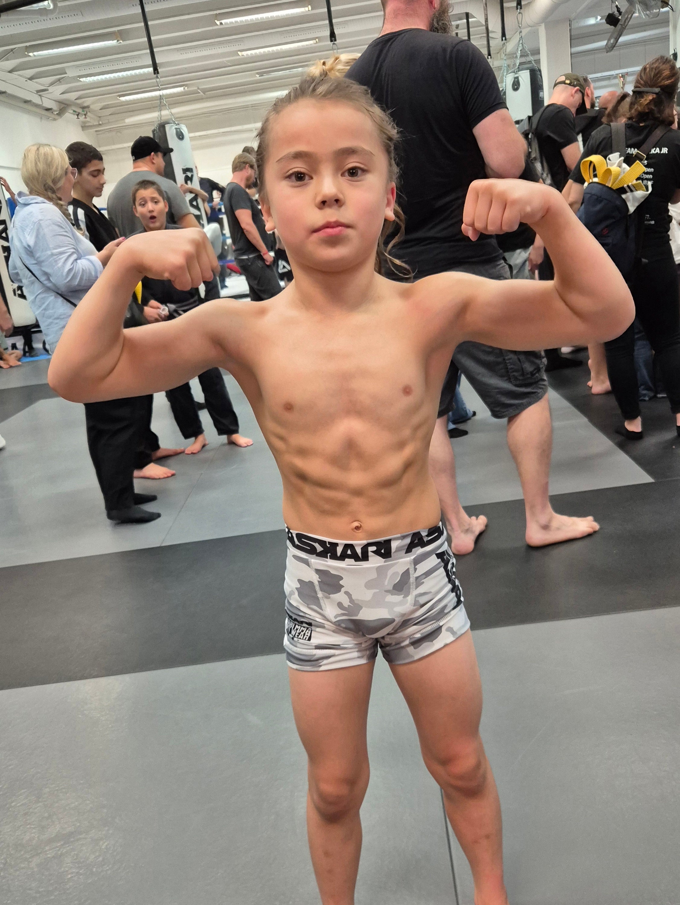 JUNIOR "OYMYAKON" VALE TUDO SHORTS