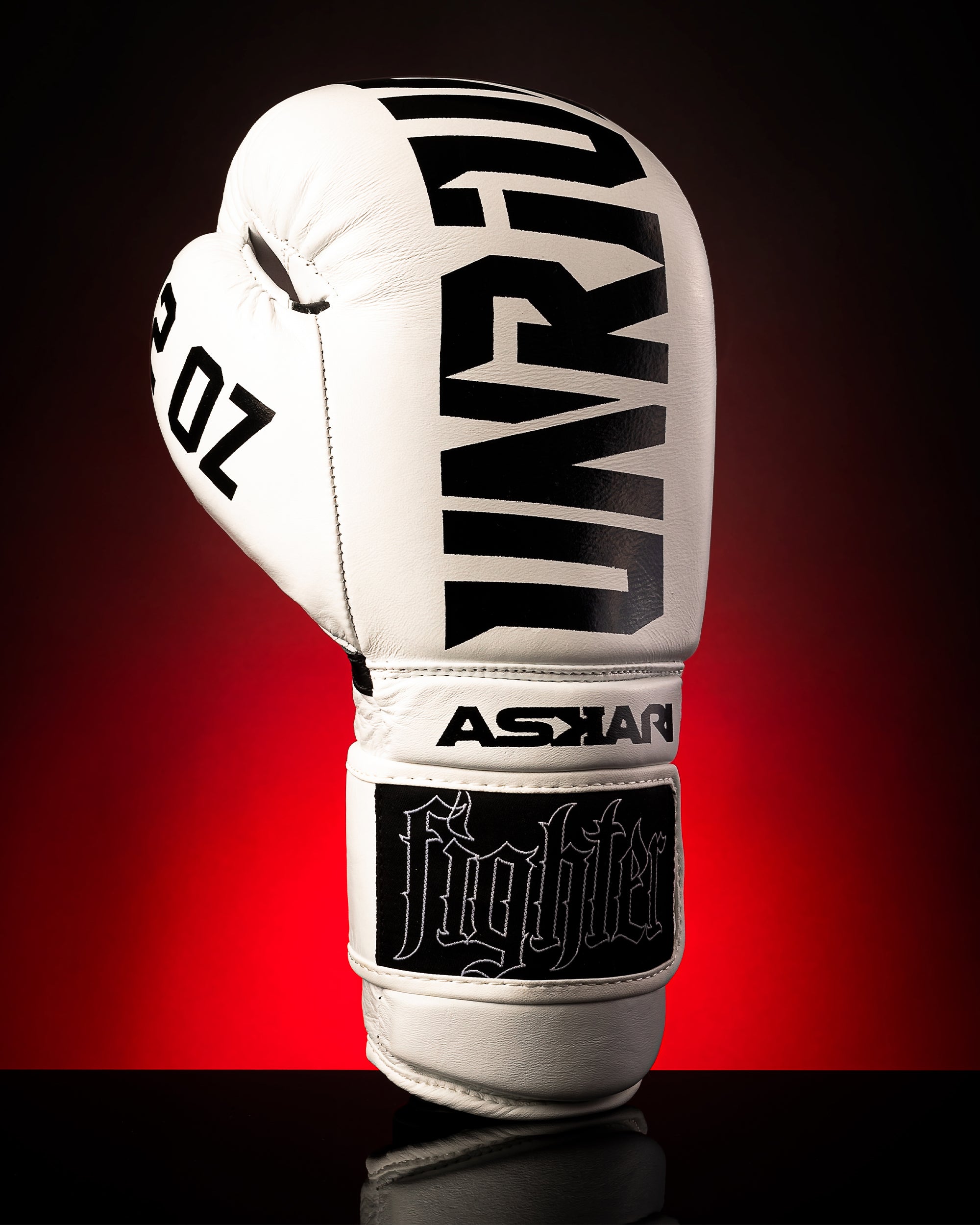 "UNRIVALED" BOXING GLOVES