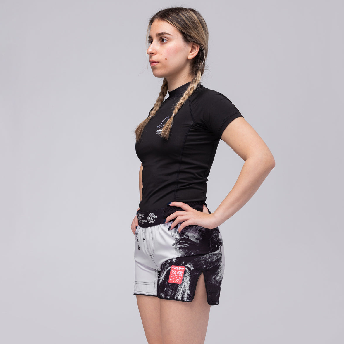 ART OF WAR Shorts Womens Cut