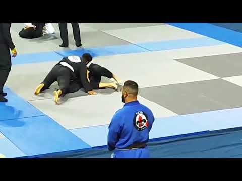 FAIXA BRANCA SUPEROU AS ESPECTATIVAS DO PROFESSOR 2ª luta