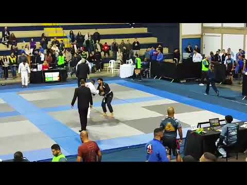 FAIXA BRANCA SUPEROU AS ESPECTATIVAS DO PROFESSOR 1ª luta