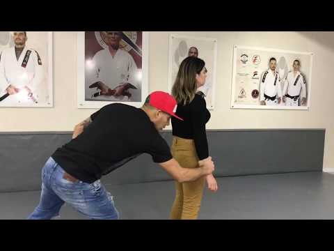 Defesa Pessoal Feminina agarrões